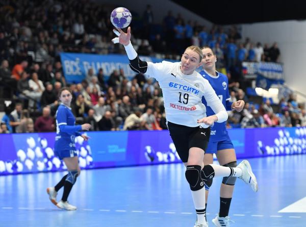 Разгром на выезде. &laquo;Ростов-Дон&raquo; обыграл &laquo;Динамо-Синару&raquo;