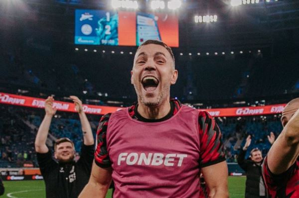 Дзюба сделал «Зениту» дорогой подарок. Петербуржцы чудом унесли ноги из Самары