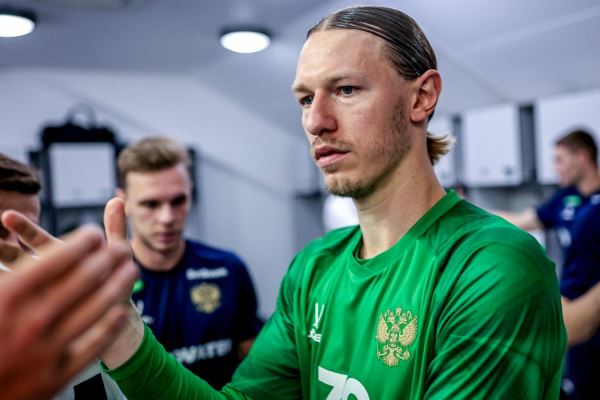 Сафонов и Бакаев покинули расположение сборной России