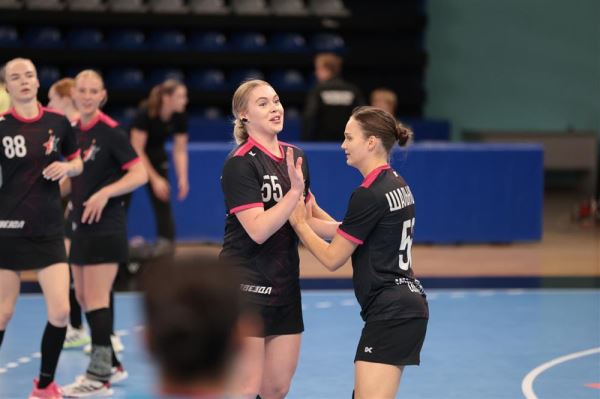 «Звезда» в Чехове расправилась с «Астраханочкой»